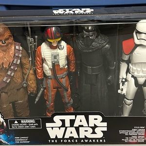 Star War The Force Awakens exclusive 6 figurines and accessories